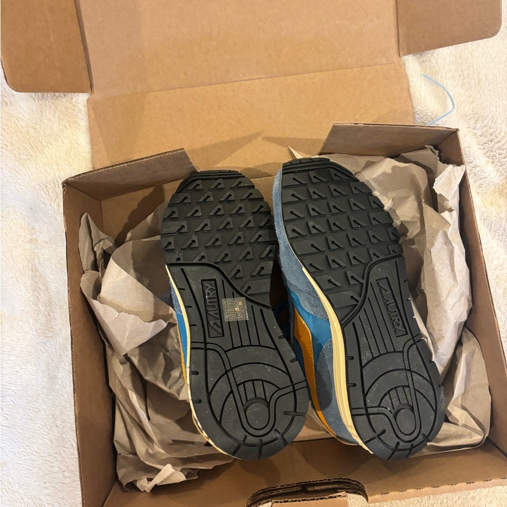 Autry Blue & Yellow Suede Runner Sneakers - Women's - Picture 5 of 6
